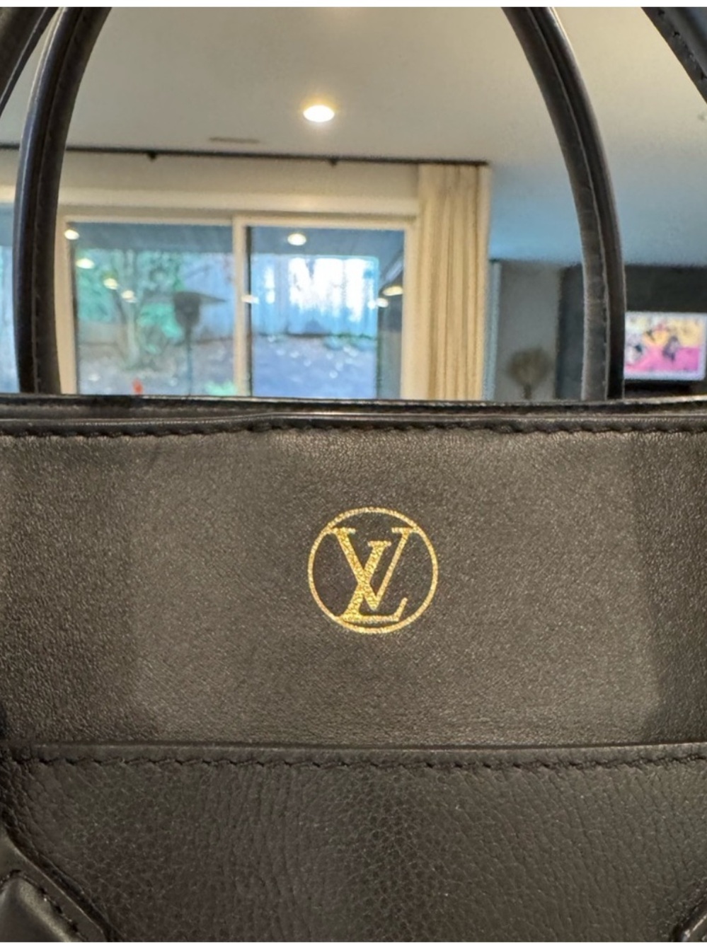 Louis Vuitton On My Side MM w/ upgraded strap; EUC - Picture 6 of 15
